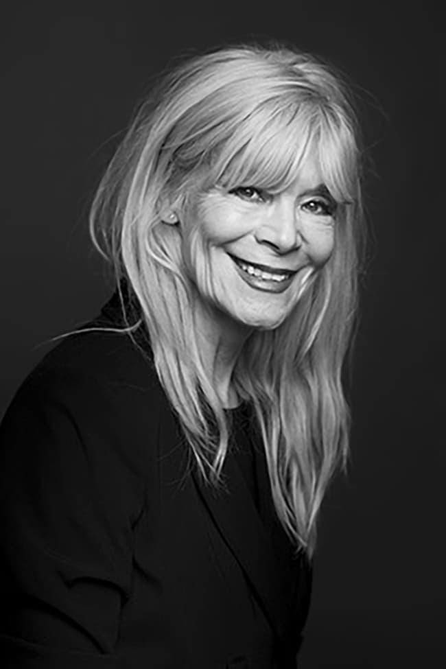 Mia Benson image
