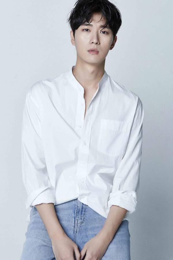 Park Yeon-woo image