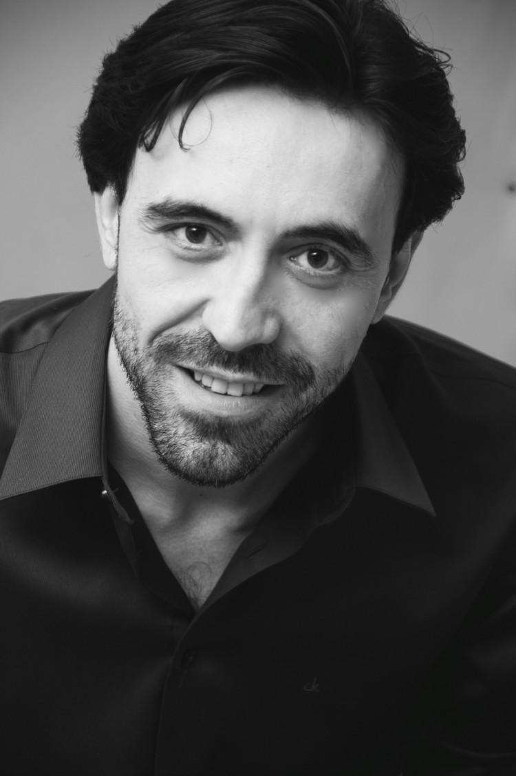 Israel Elejalde image