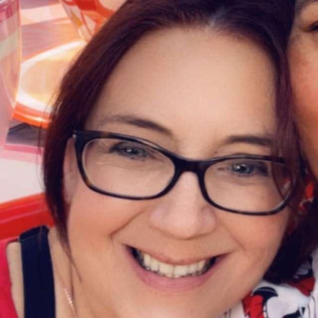 Elizabeth profile photo